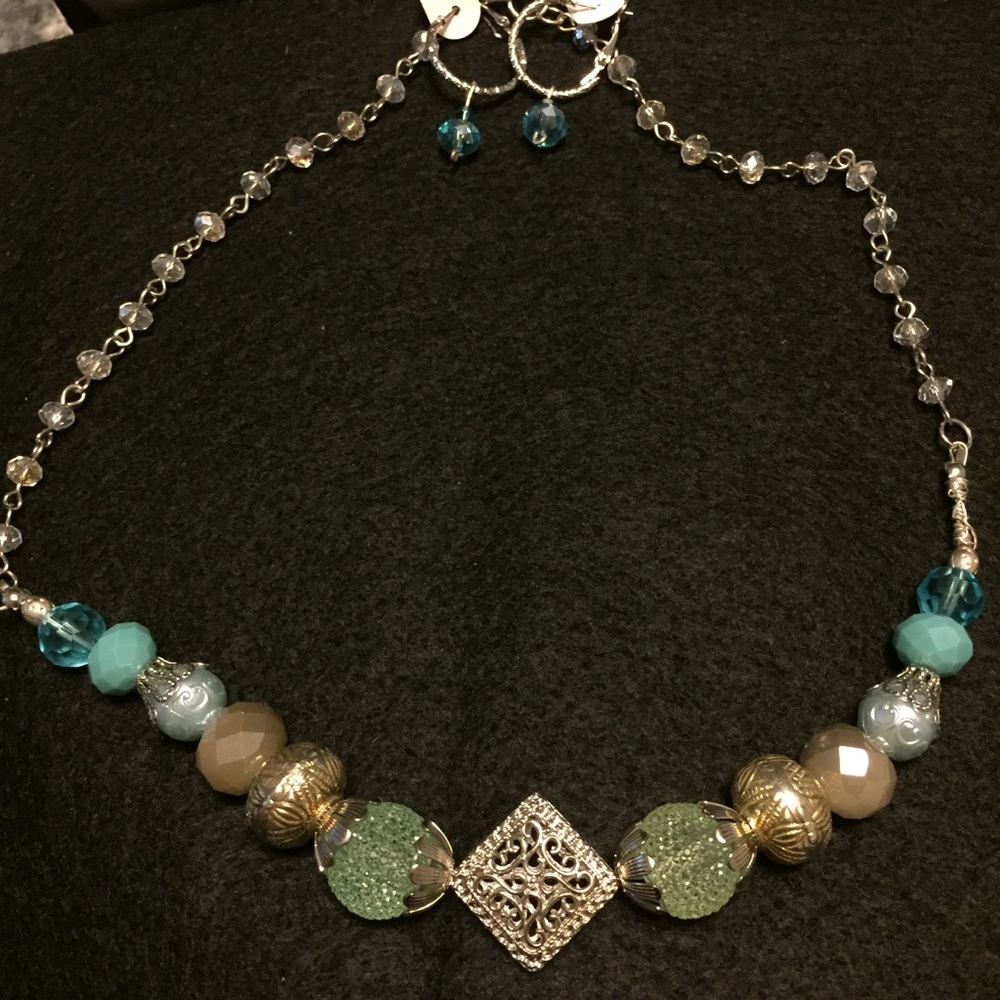 Beaded necklace and earring set. NWOT